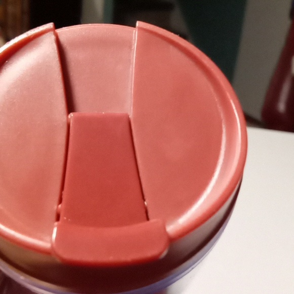 Valentine's Day Starbucks travel mug Excellent condition 💋 - Picture 7 of 7